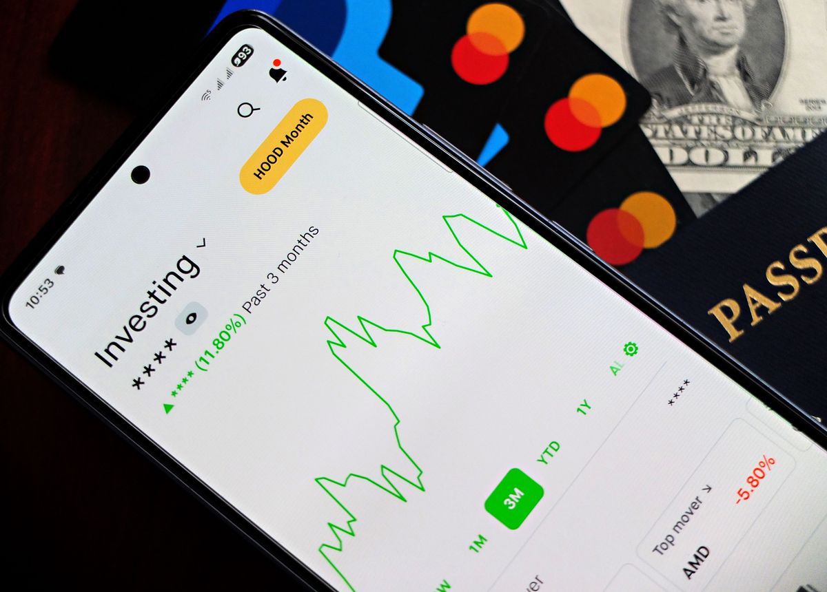 Tracking investment performance on a phone